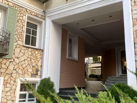 квартира за адресою Воздвиженська вул., 60