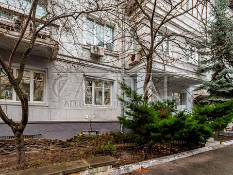 комерційна за адресою Дарвіна вул., 5