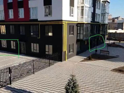 комерційна за адресою Покровська вул. (Радянська), 2-А