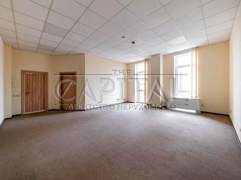 коммерческая по адресу Антоновича ул. (Горького), 33В