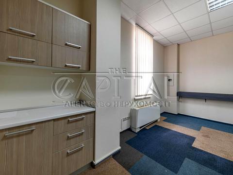 коммерческая по адресу Антоновича ул. (Горького), 33В