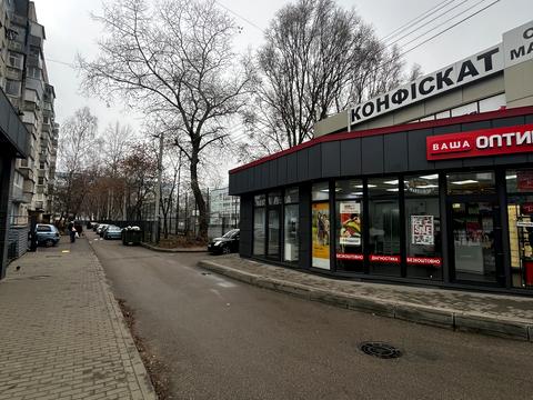 комерційна за адресою Парусний пров., 16д