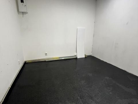 комерційна за адресою Парусний пров., 16д