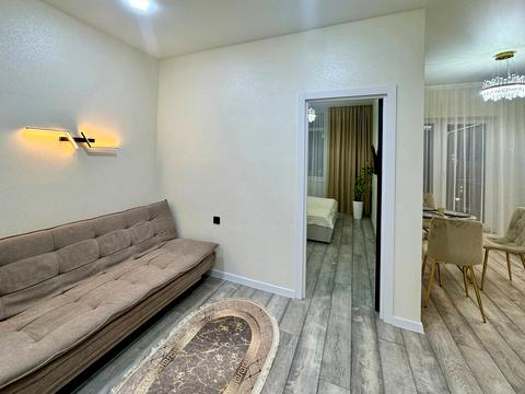 квартира по адресу Краснова ул., 1-В