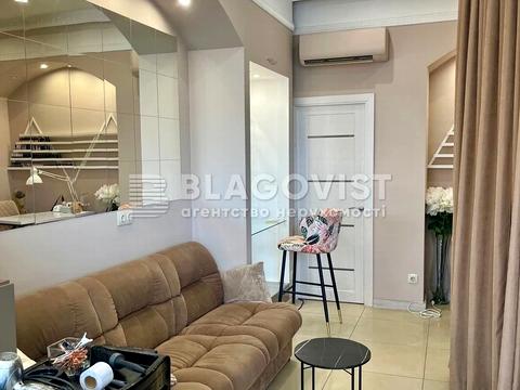 коммерческая по адресу Жилянская ул., 59