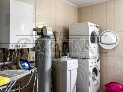 будинок за адресою вул. Зоряна