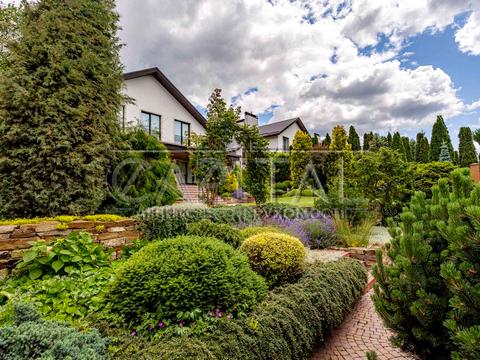 будинок за адресою вул. Зоряна