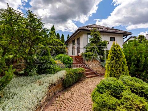 будинок за адресою вул. Зоряна