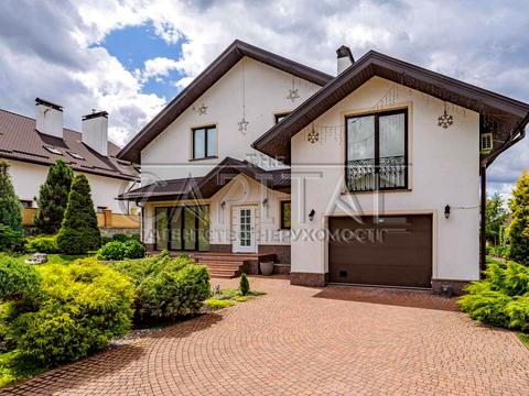 будинок за адресою вул. Зоряна