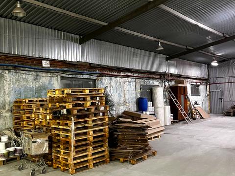 комерційна за адресою Верстова вул., 1-А