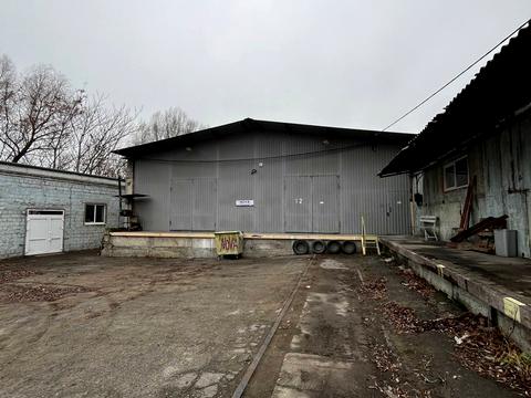 комерційна за адресою Верстова вул., 1-А