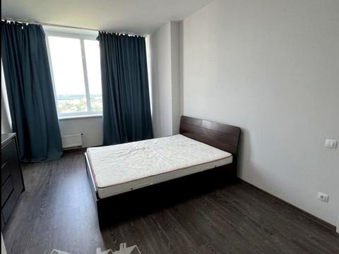 квартира за адресою В'ячеслава Чорновола вул., 11