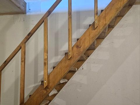 комерційна за адресою Олега Онікієнка вул., 6