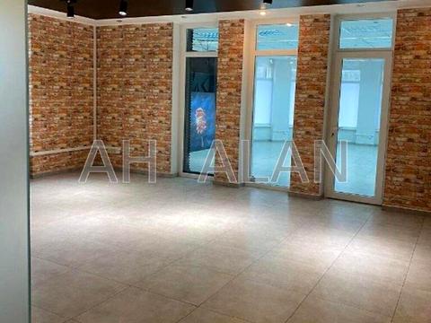 комерційна за адресою Борщагівська вул., 206