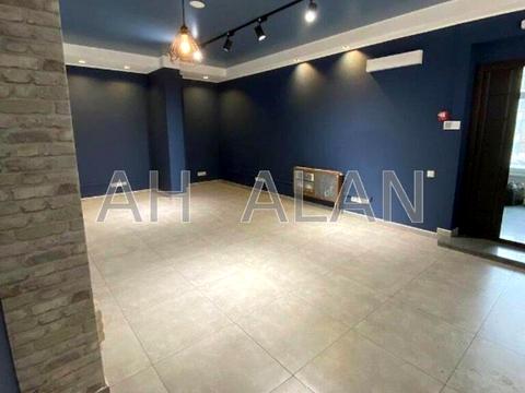 комерційна за адресою Борщагівська вул., 206