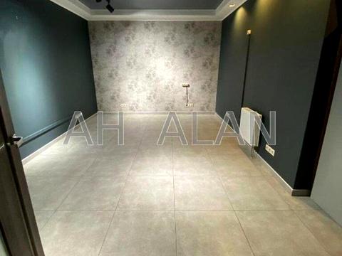 комерційна за адресою Борщагівська вул., 206