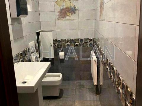 комерційна за адресою Борщагівська вул., 206