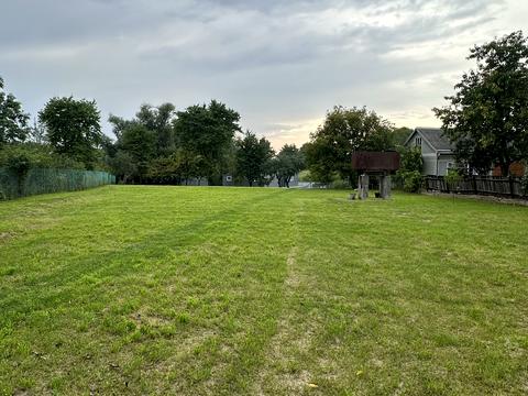 коммерческая по адресу Січова ул., 75