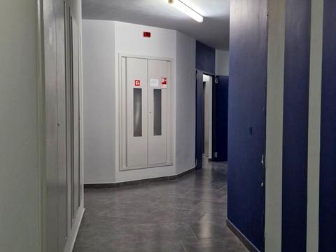 комерційна за адресою Зарічна вул., 1-Г