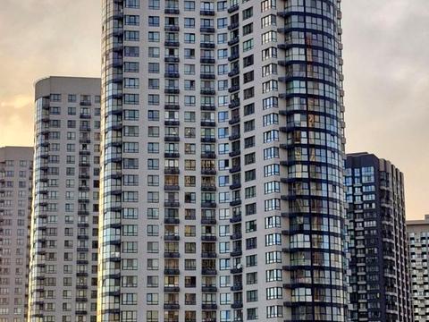 комерційна за адресою Зарічна вул., 1-Г