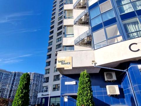 комерційна за адресою Зарічна вул., 1-Г