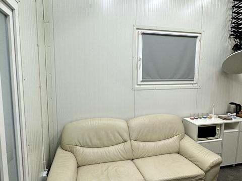 коммерческая по адресу Січова ул., 75