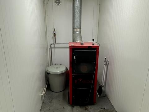 коммерческая по адресу Січова ул., 75