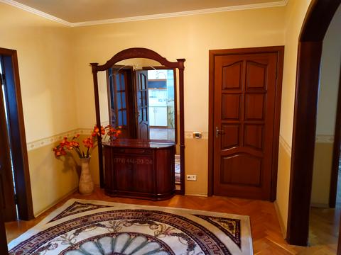 квартира за адресою Драгоманова вул., 12