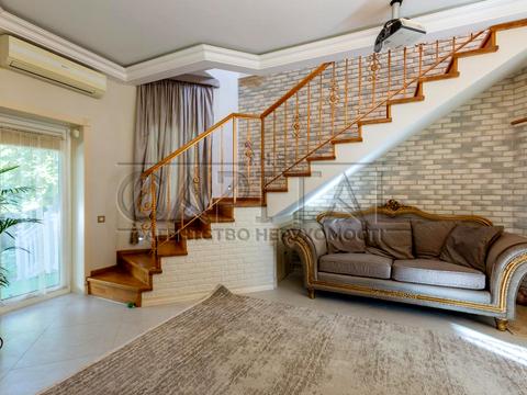 будинок за адресою Лісова вул., 1