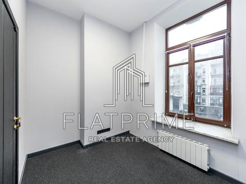 комерційна за адресою Басейна вул., 2