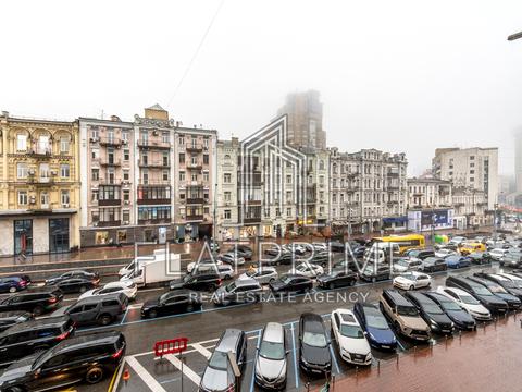 комерційна за адресою Басейна вул., 2