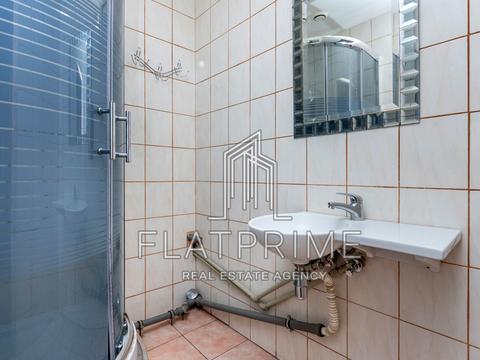 комерційна за адресою Басейна вул., 2