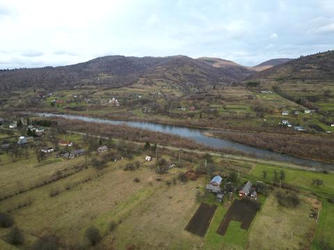 ділянка за адресою с. Довге, 