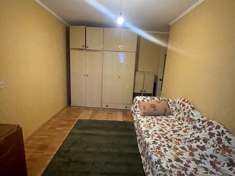 квартира за адресою Космонавтів просп., 66