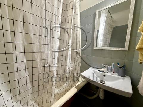 квартира за адресою Гната Юри вул., 4