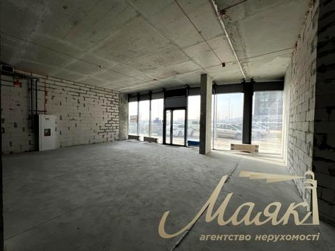 комерційна за адресою Київ, Дніпровська набережна вул., 4