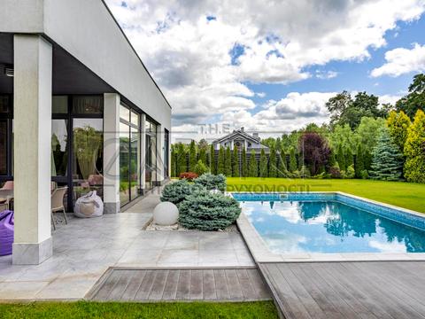 дом по адресу  ул.