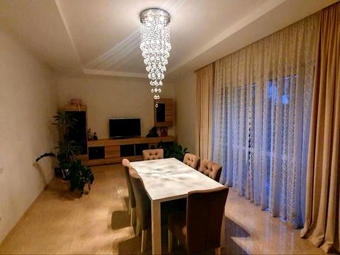 будинок за адресою Щаслива вул.