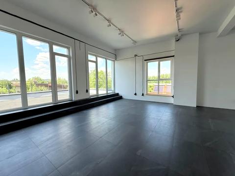 коммерческая по адресу Ніла Армстронга ул. (Казакова), 4