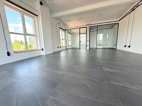 коммерческая по адресу Ніла Армстронга ул. (Казакова), 4