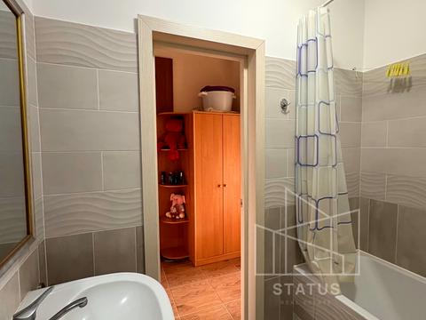 квартира по адресу Леси Украинки ул., 14 В