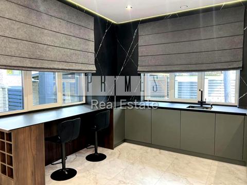 будинок за адресою Анни Ярославни вул.