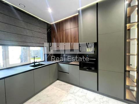 будинок за адресою Анни Ярославни вул.