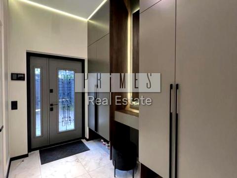 будинок за адресою Анни Ярославни вул.