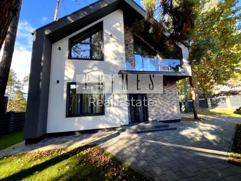 будинок за адресою Анни Ярославни вул.