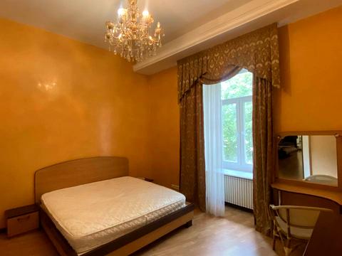 квартира за адресою Дерибасівська вул., 19