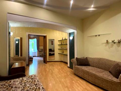 квартира за адресою Дерибасівська вул., 19