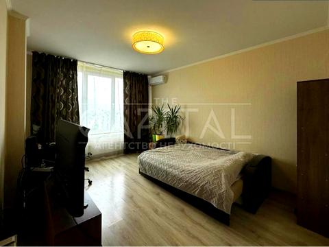 квартира за адресою Богатирська вул., 6-А