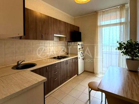 квартира за адресою Богатирська вул., 6-А