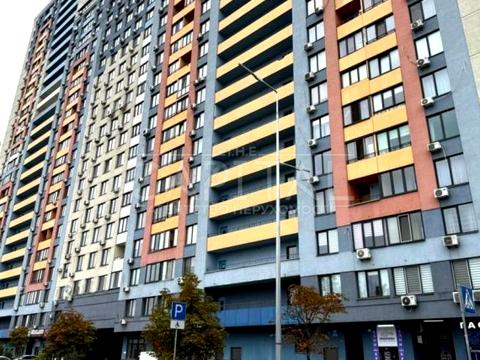 квартира за адресою Богатирська вул., 6-А